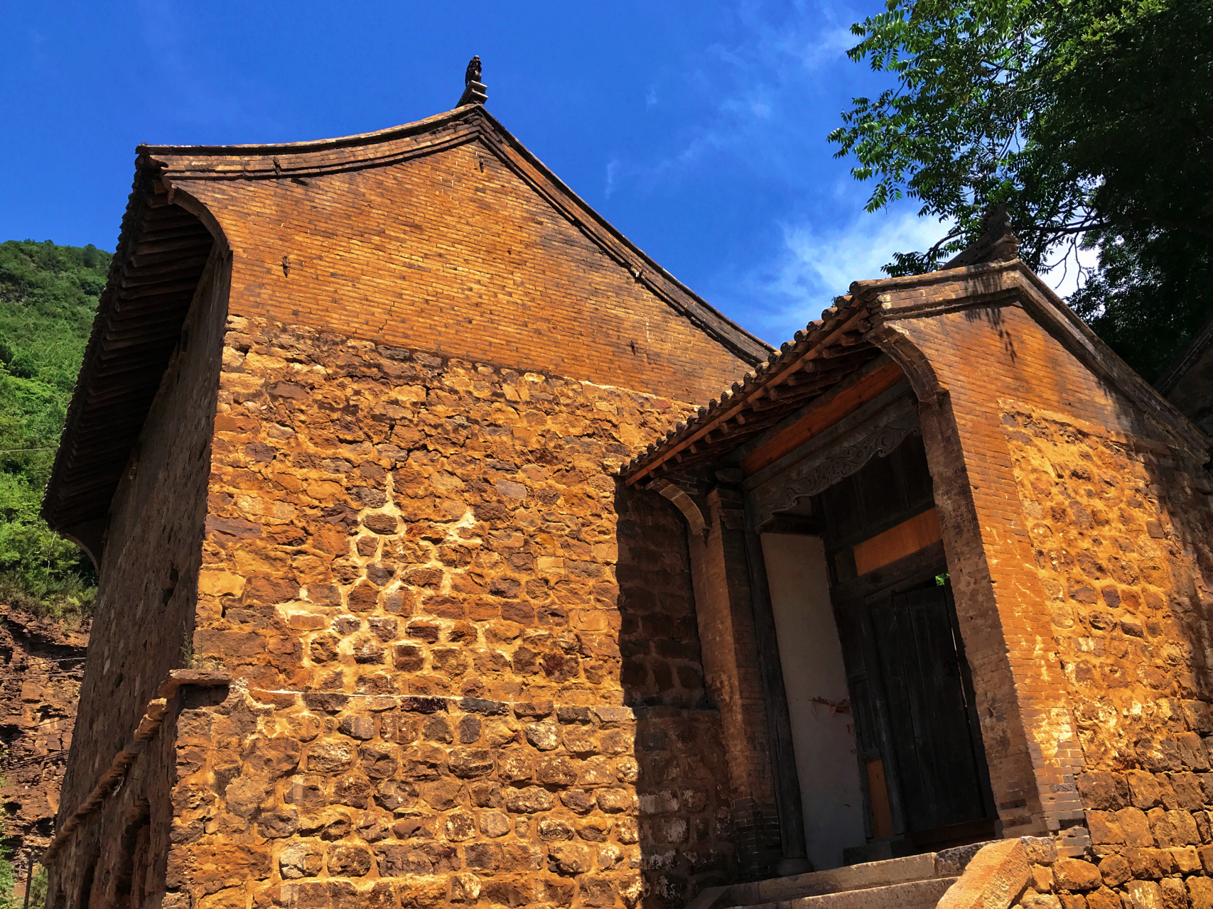 鼎石古村·云丘山