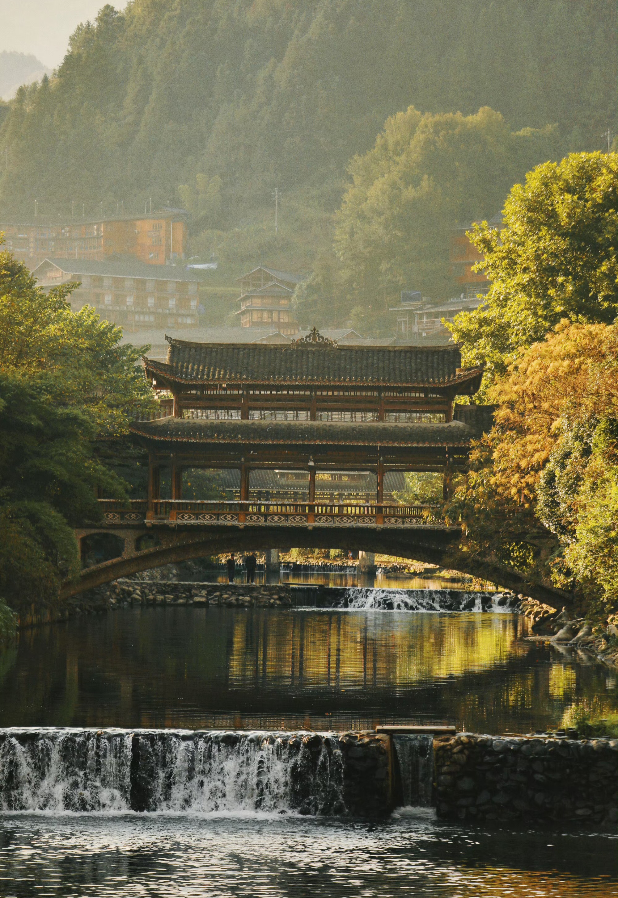 夏日畅游千户苗寨,赏美景,尝美食,深入感受贵阳民俗风