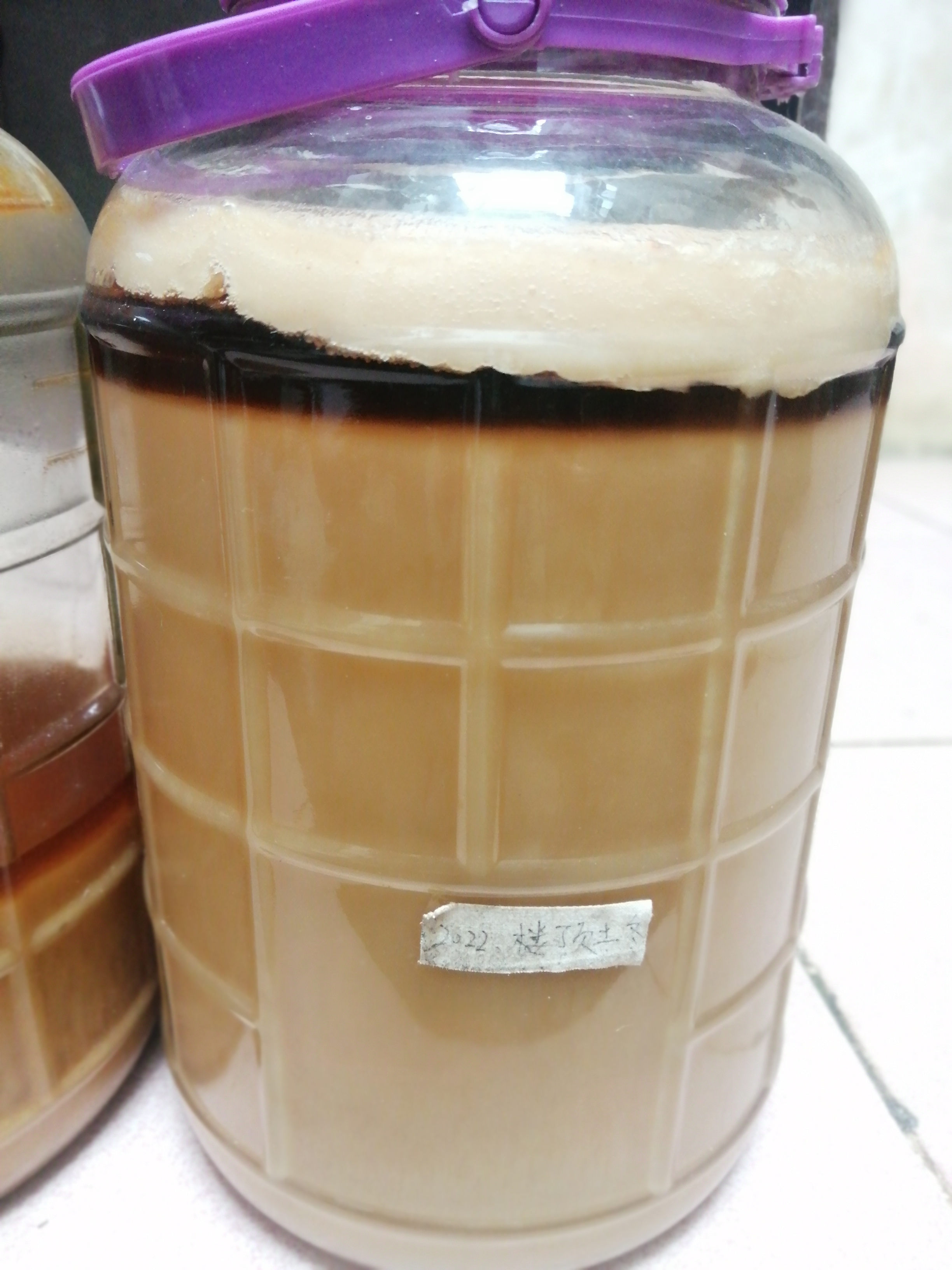 蜂蜜可以放几年?(蜂蜜可以放几年呢还能喝吗) 蜂蜜可以放几年?(蜂蜜可以放几年呢还能喝吗)