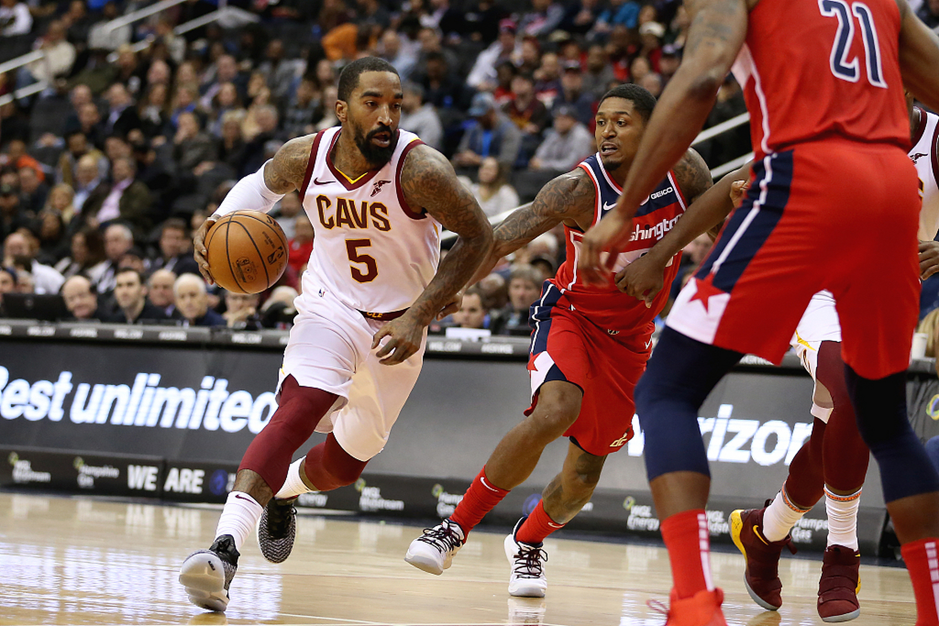 曾经来cba淘金的神经刀,得分如切菜般简单的-jr史密斯!#篮球