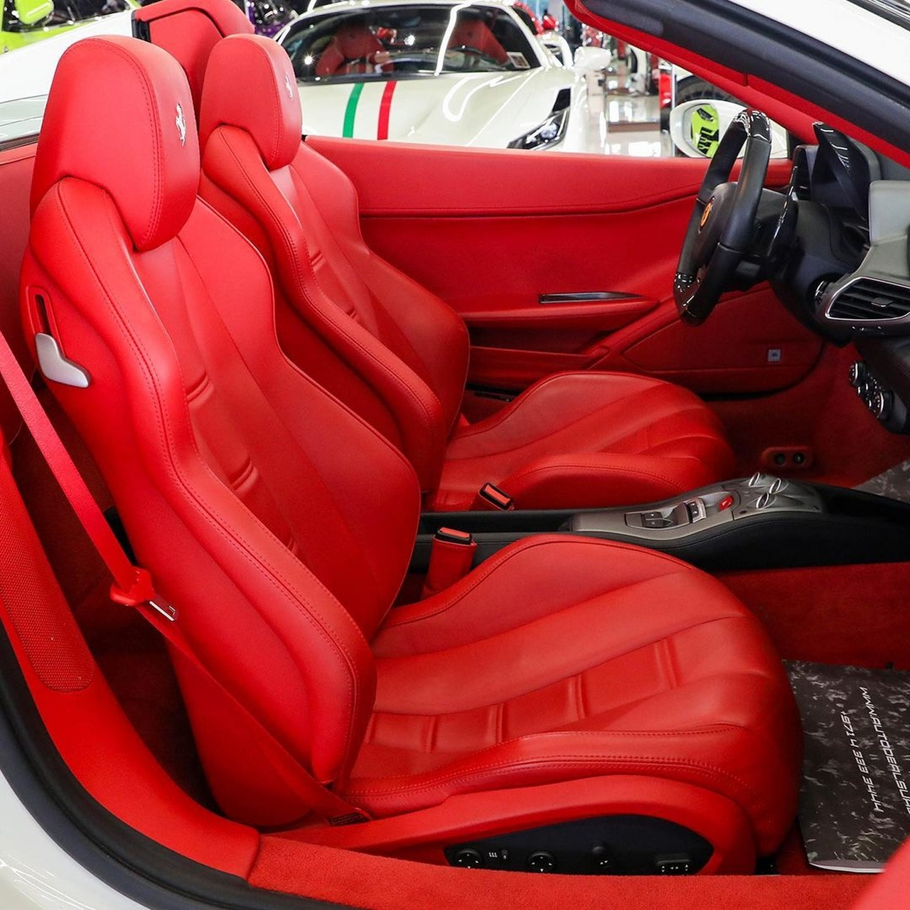 分享图片丨法拉利-458·italia 法拉利458 italia于2009年法兰克福