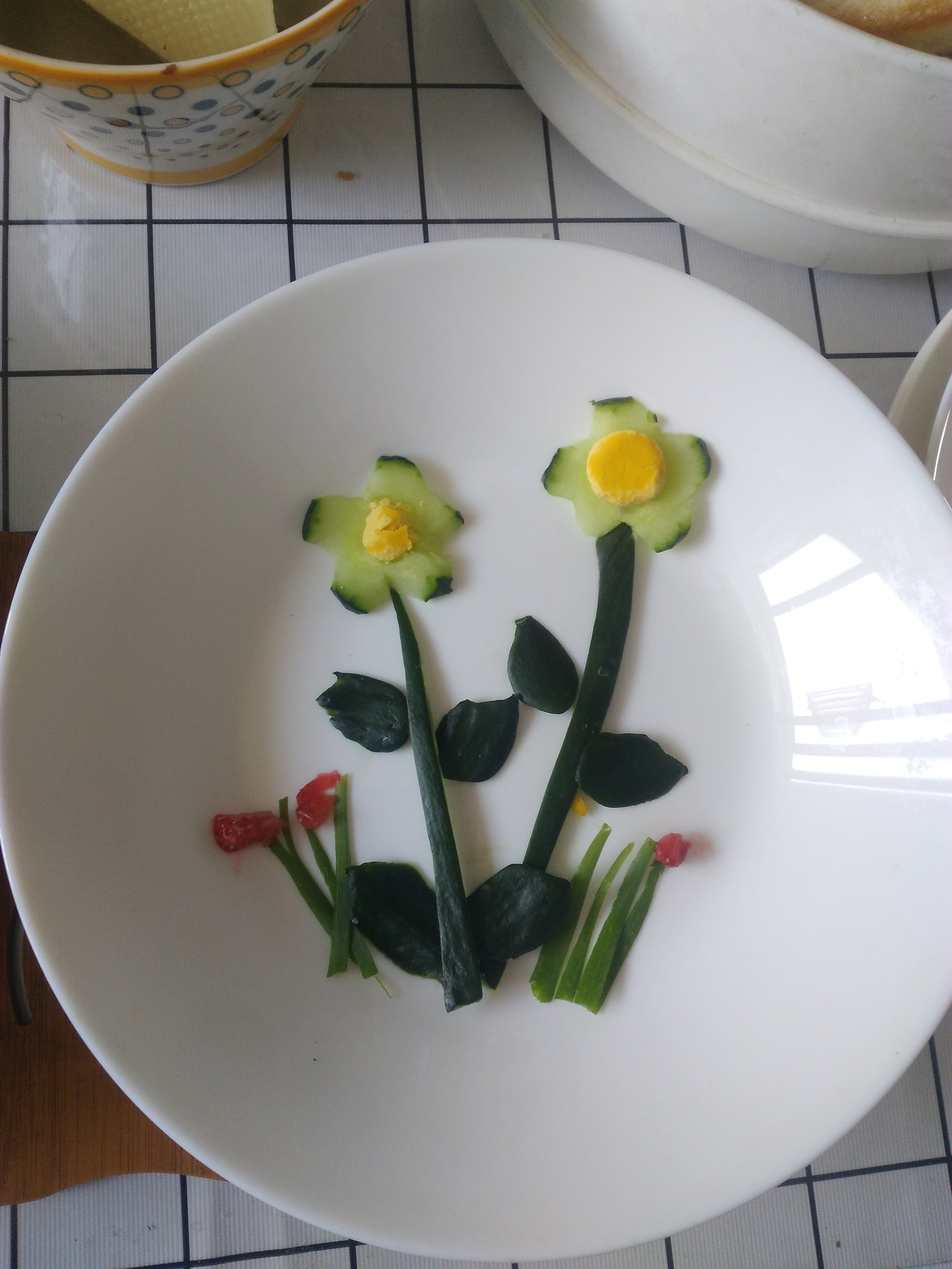—红河谷与青蛙  遥看天际绽风流,漫漫凄雨一悲秋