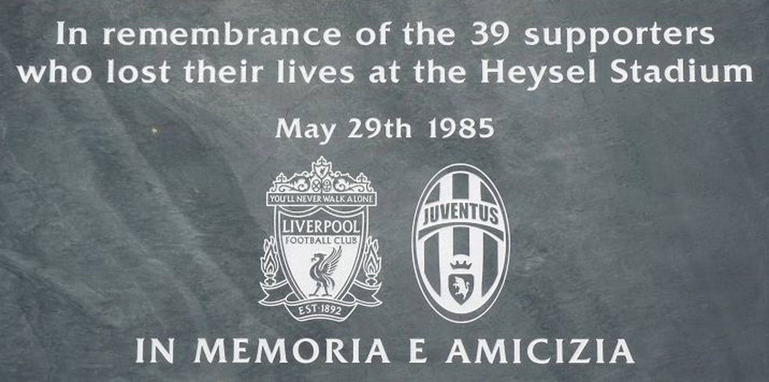 愿天堂也有欧冠[鼓掌][鼓掌]5月29日正值海瑟尔惨案35周年,利物浦足球