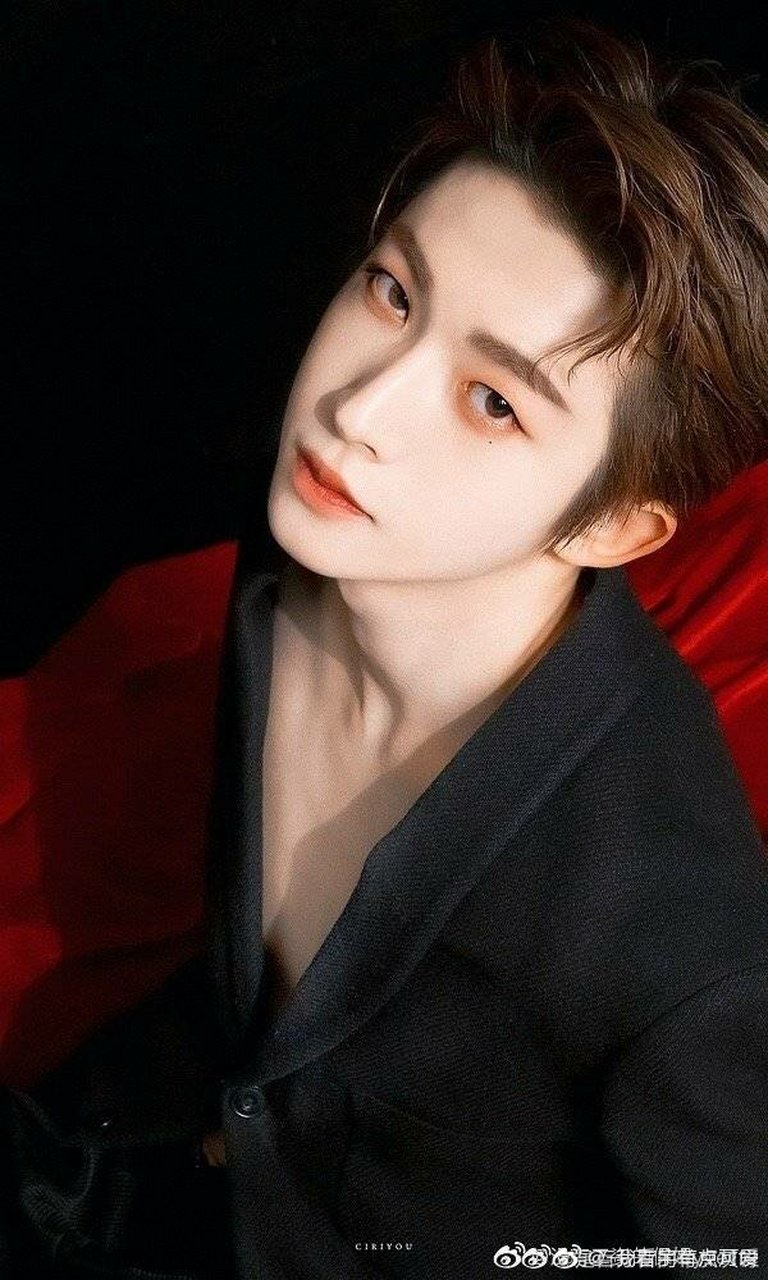 刘宇个人介绍 #刘宇#  刘宇个人介绍—— 刘宇大猛男! 刘宇好帅!