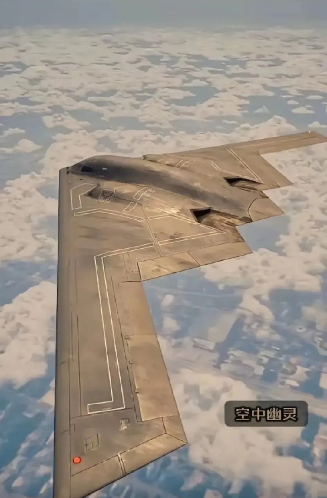 刚去查了下美国的b2隐身轰炸机,真是不查不知道,一查吓一跳!