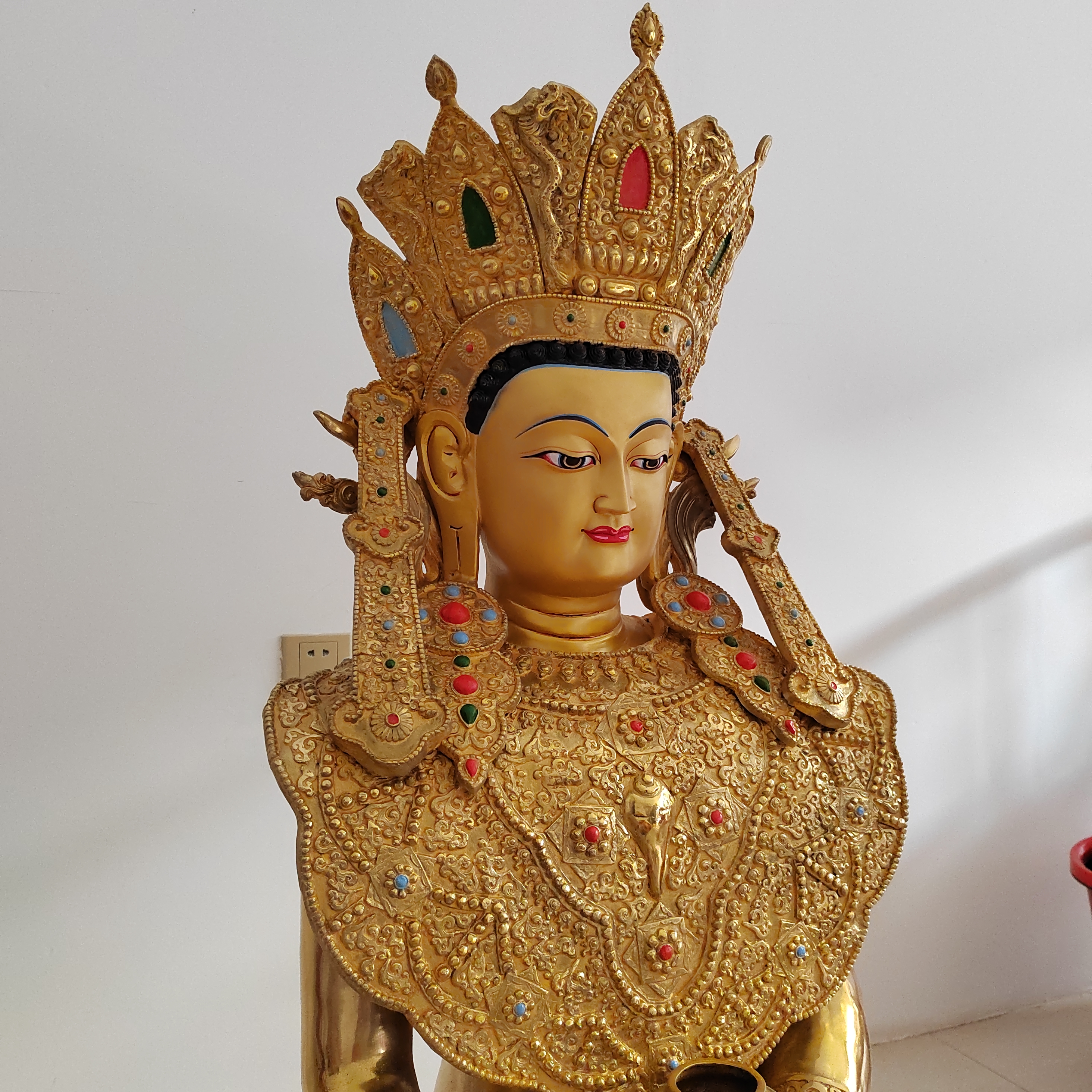 觉沃佛佛像,又叫觉悟佛,是释迦牟尼12岁等身佛,此尊佛像,高度1米,底座