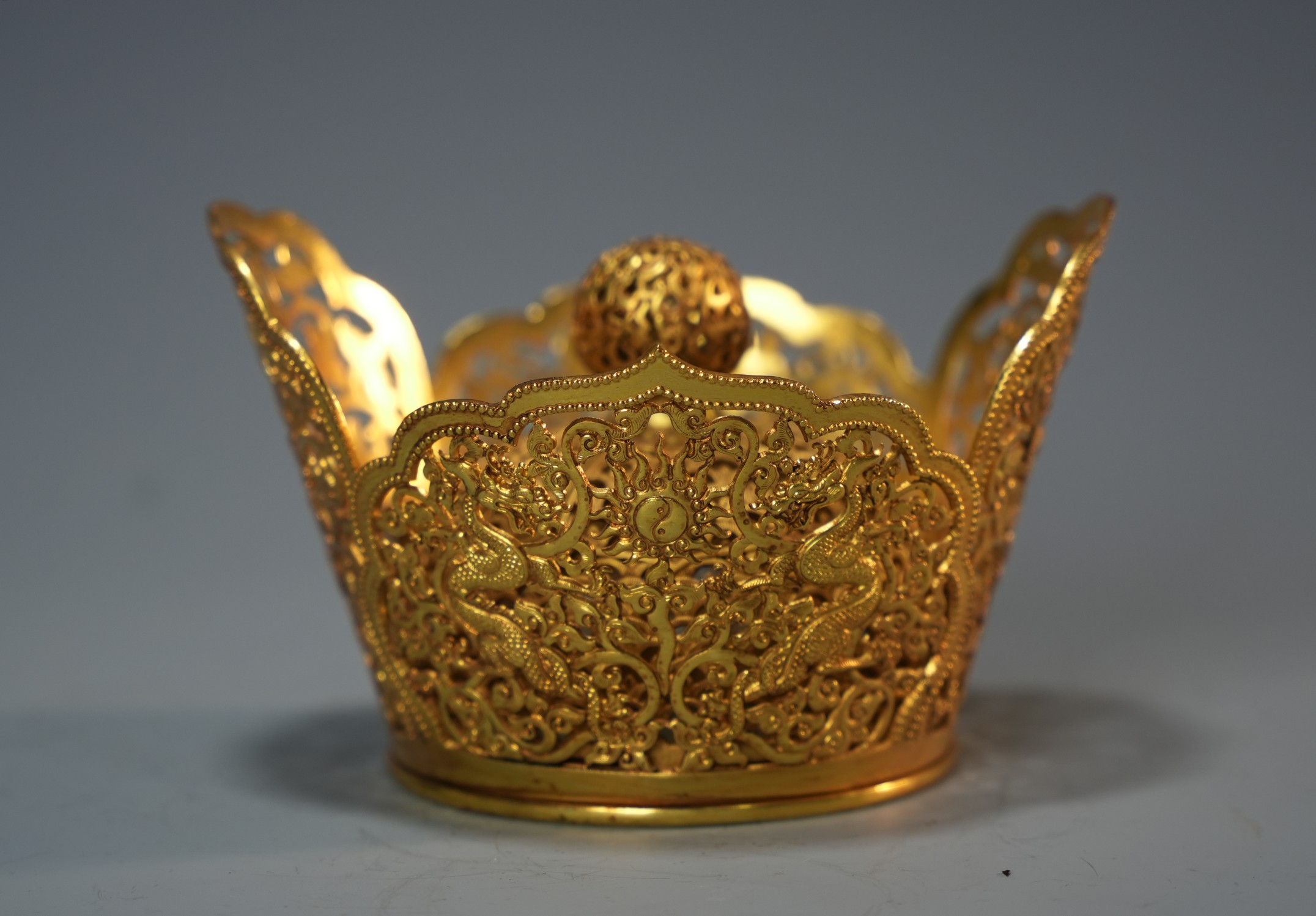 珍藏收老纯手工打造镂空凤冠帽子一个 品相完好