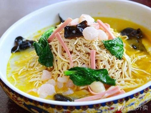 大煮干丝是扬州的特色名菜哦,它又称"鸡汁煮干丝","鸡火煮干丝",前身