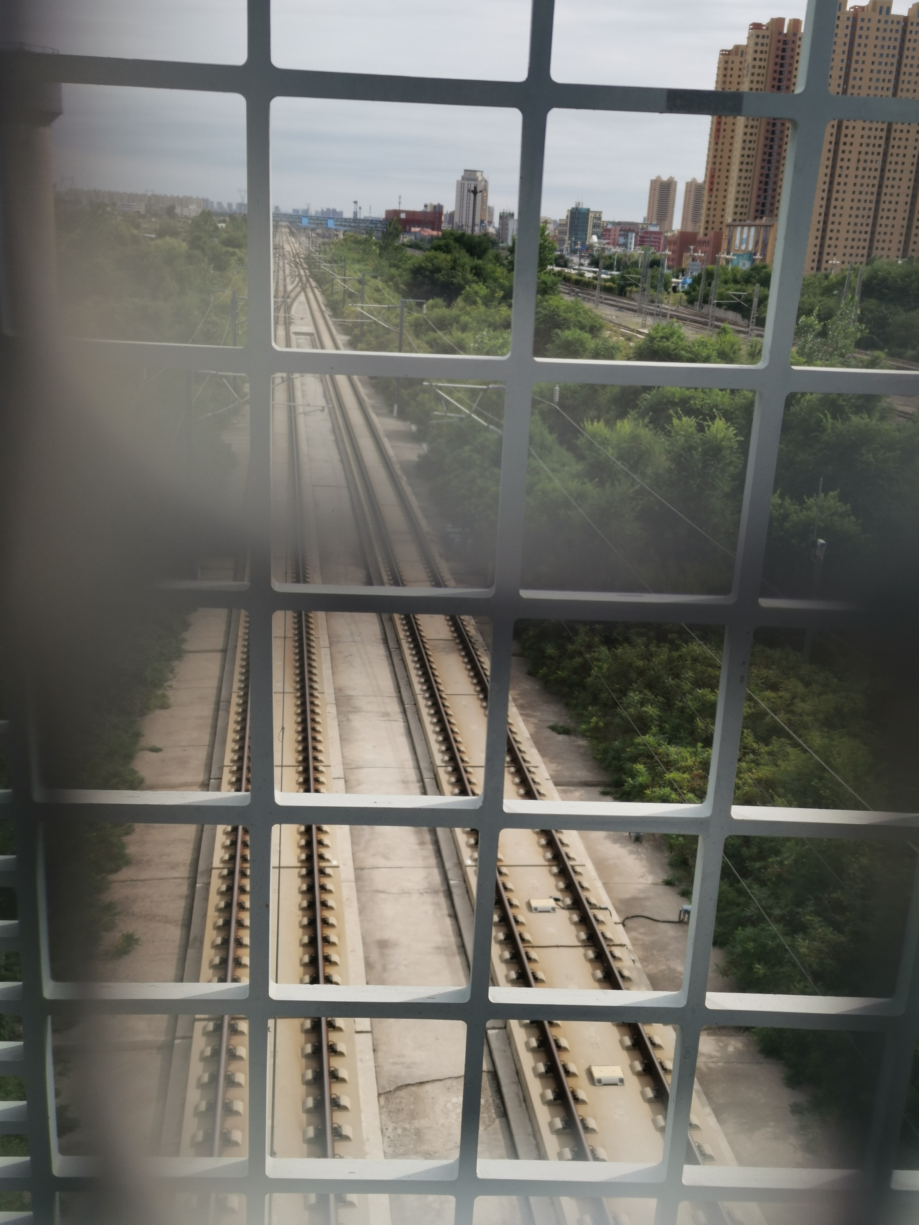 有源应答器和无源应答器同框出现