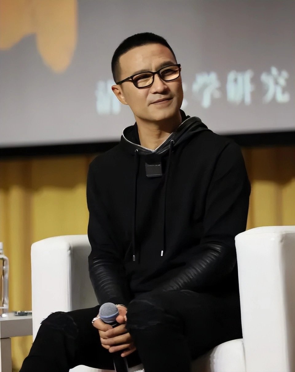 2021年那档子热火的《王牌对王牌》,摇滚界