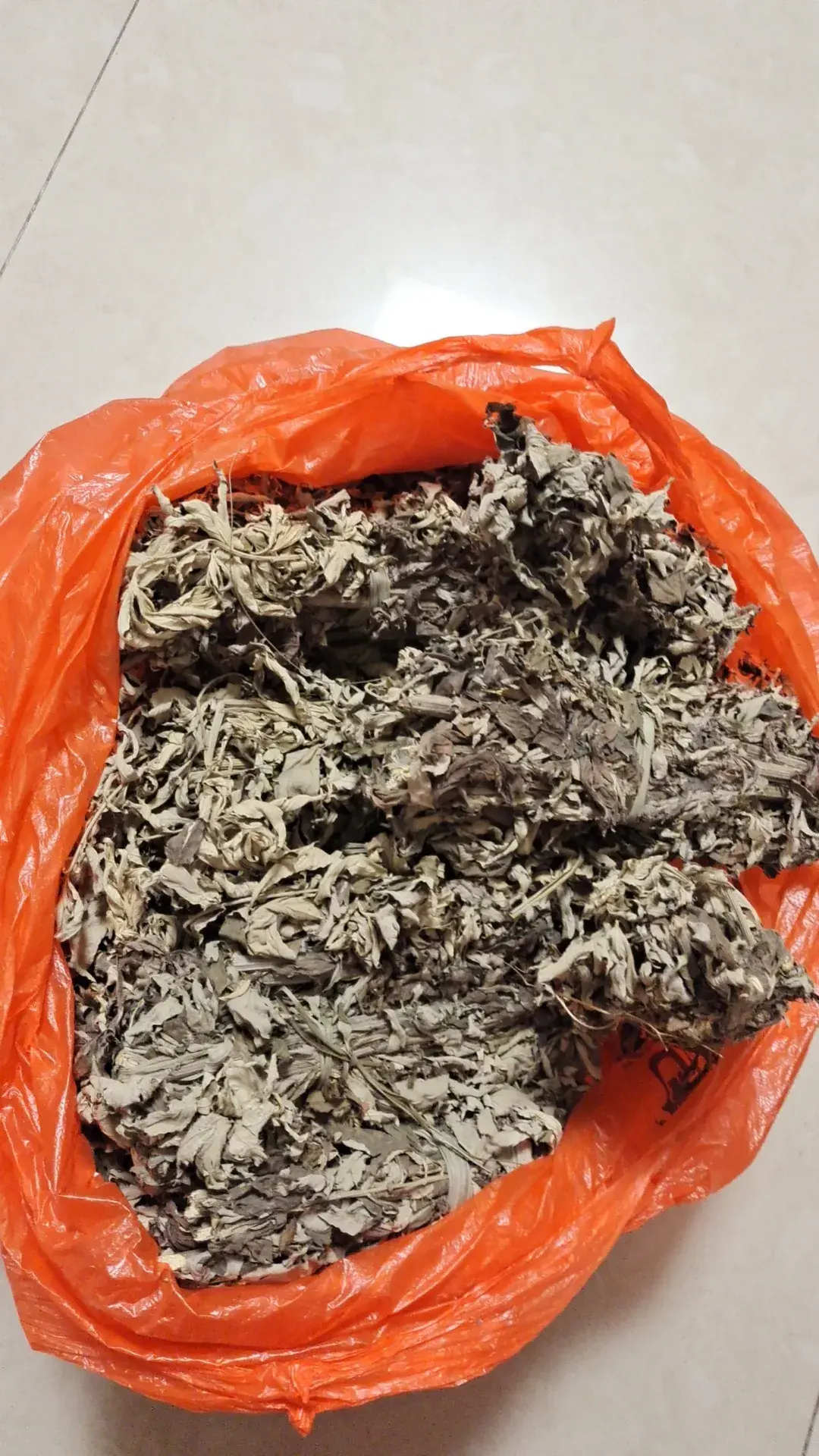 认识这个的,百分百是在农村生活过的人,而且还得是上了年纪的人