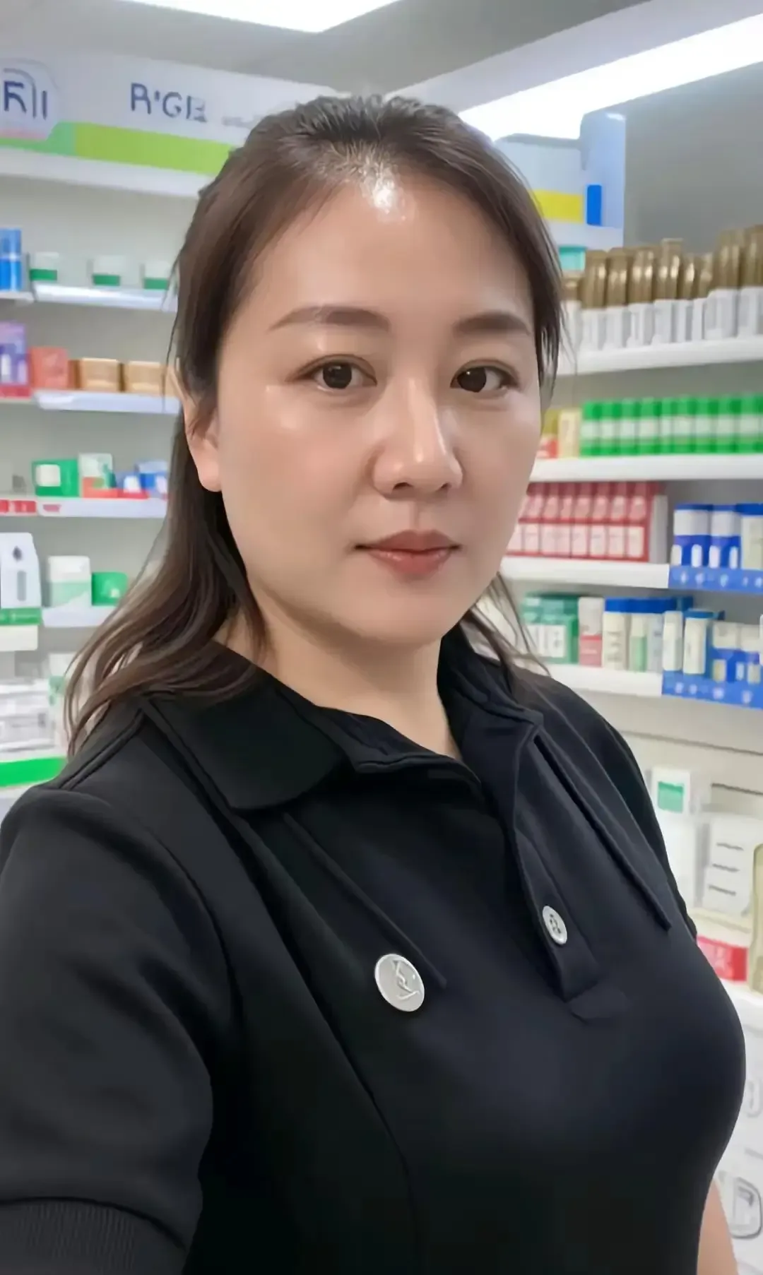 他这个人特别好,而且还长得帅气