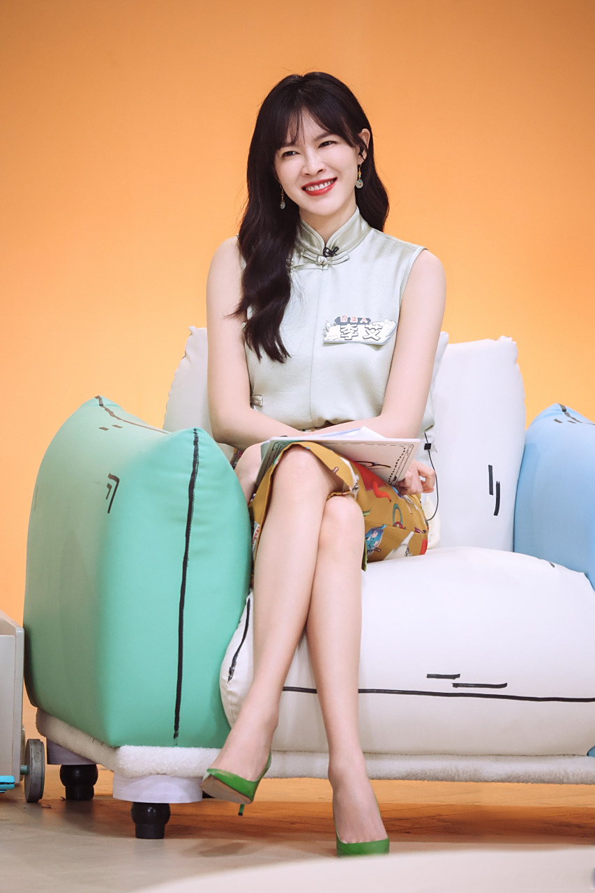 李艾是一位中国大陆地区女模特,演员,主持人,1979年1月4日出生于广东