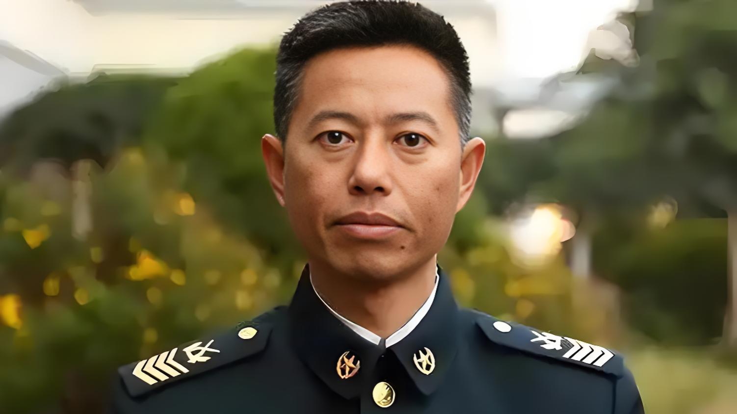 一位士兵的史诗:从农家子弟到"八一勋章"获得者的非凡之路