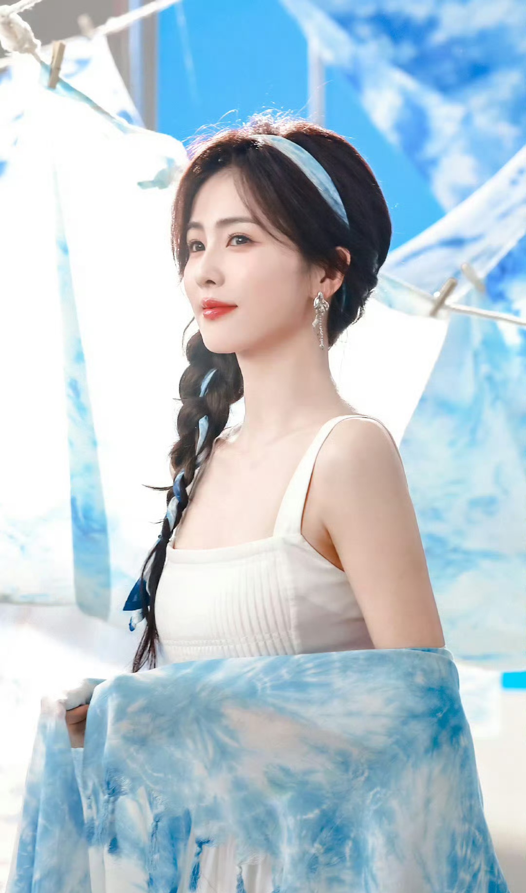 白鹿  发带麻花辫