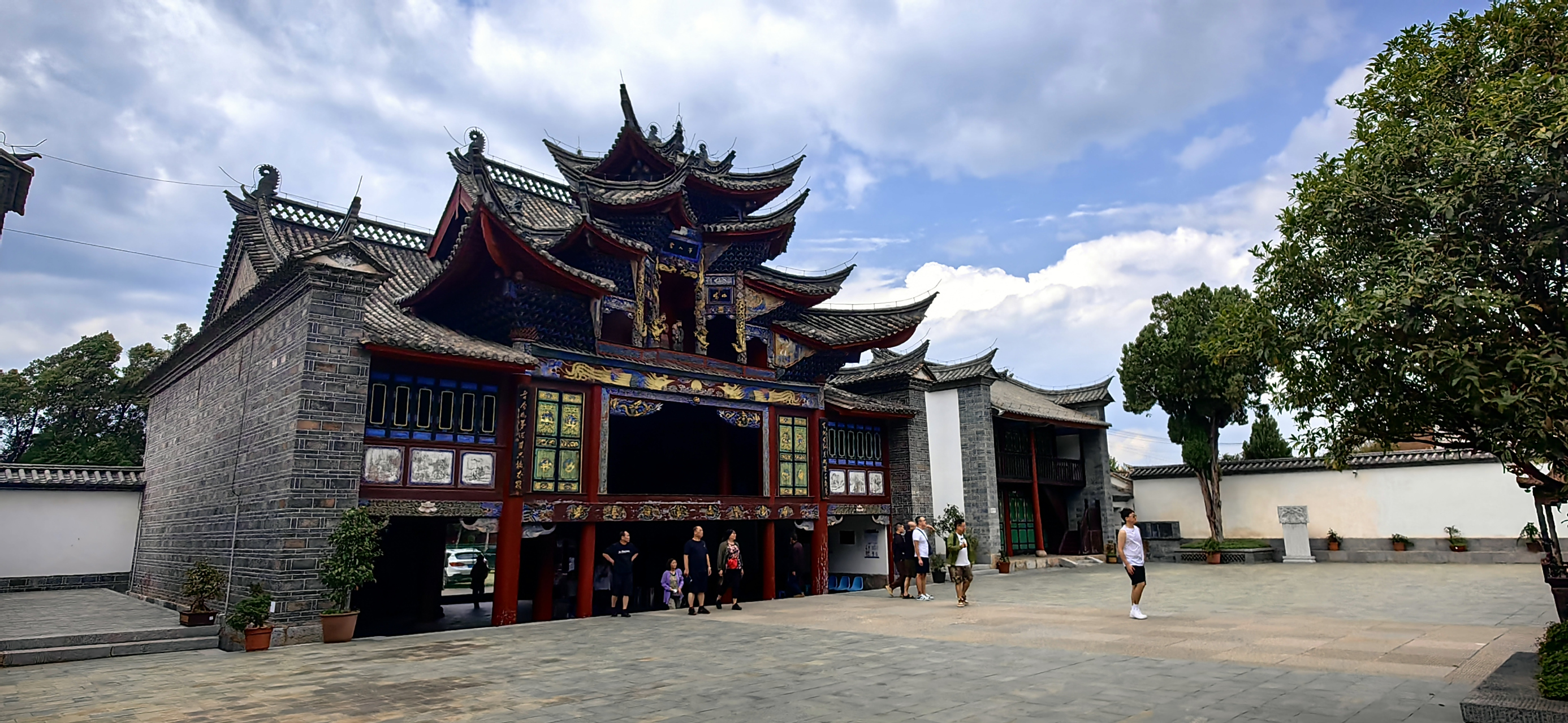 旅行摄影# 会泽江西会馆历经300年风雨,堪称中国古建筑经典之作.