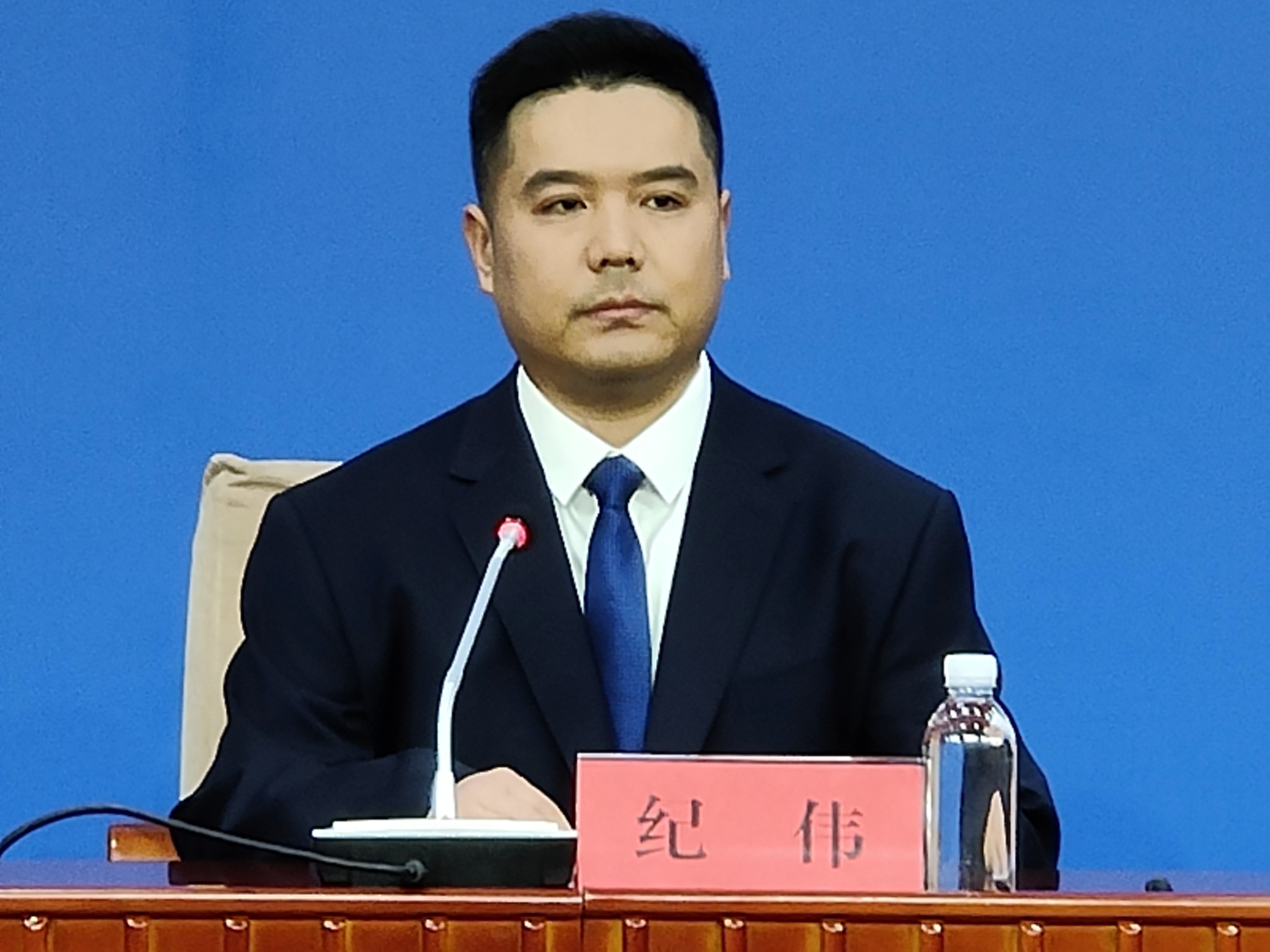 3月20日上午,枣庄市政府新闻办在会展中心新闻发布厅举行深入打好污染