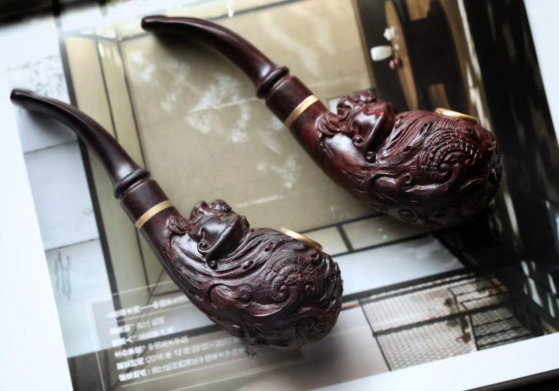 招财金蟾 |「烟斗」  印度小叶紫檀整料纯手工雕刻 规格:16×5×5cm