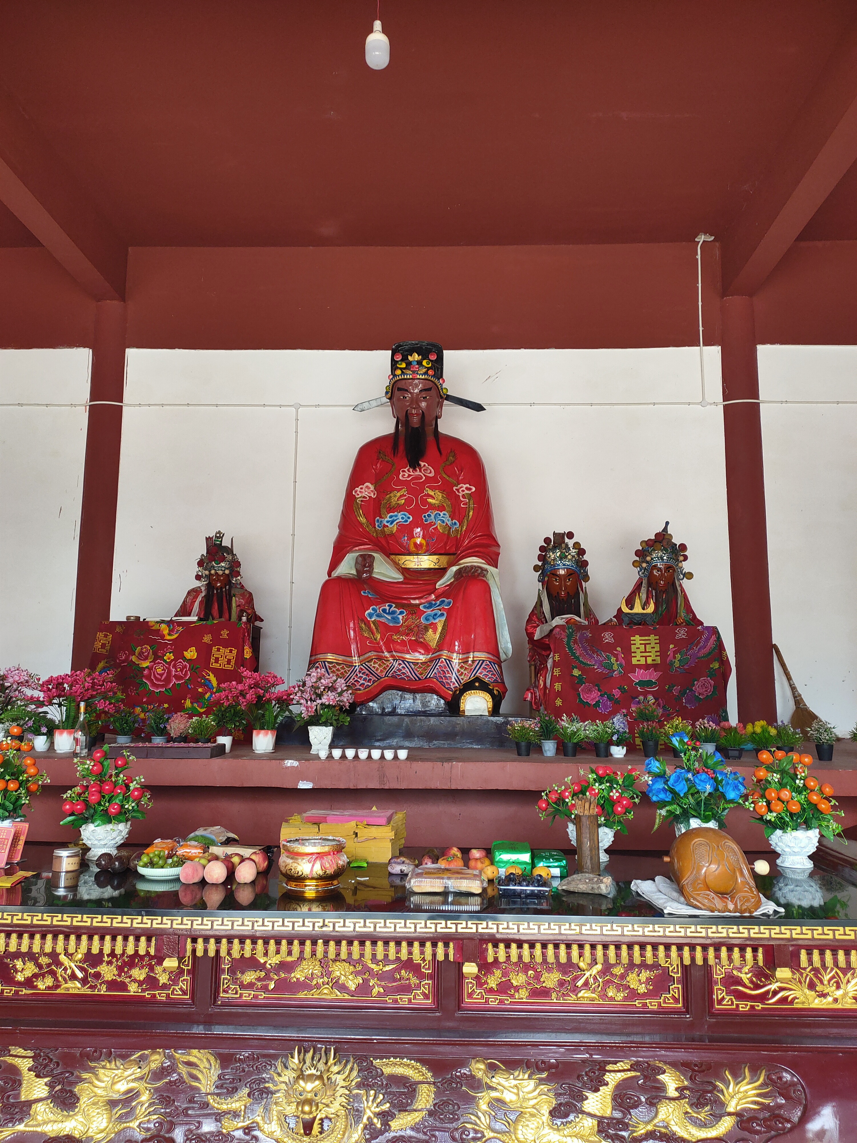 这是仿照广岛原子弹的战争来构建的模型,所以在此