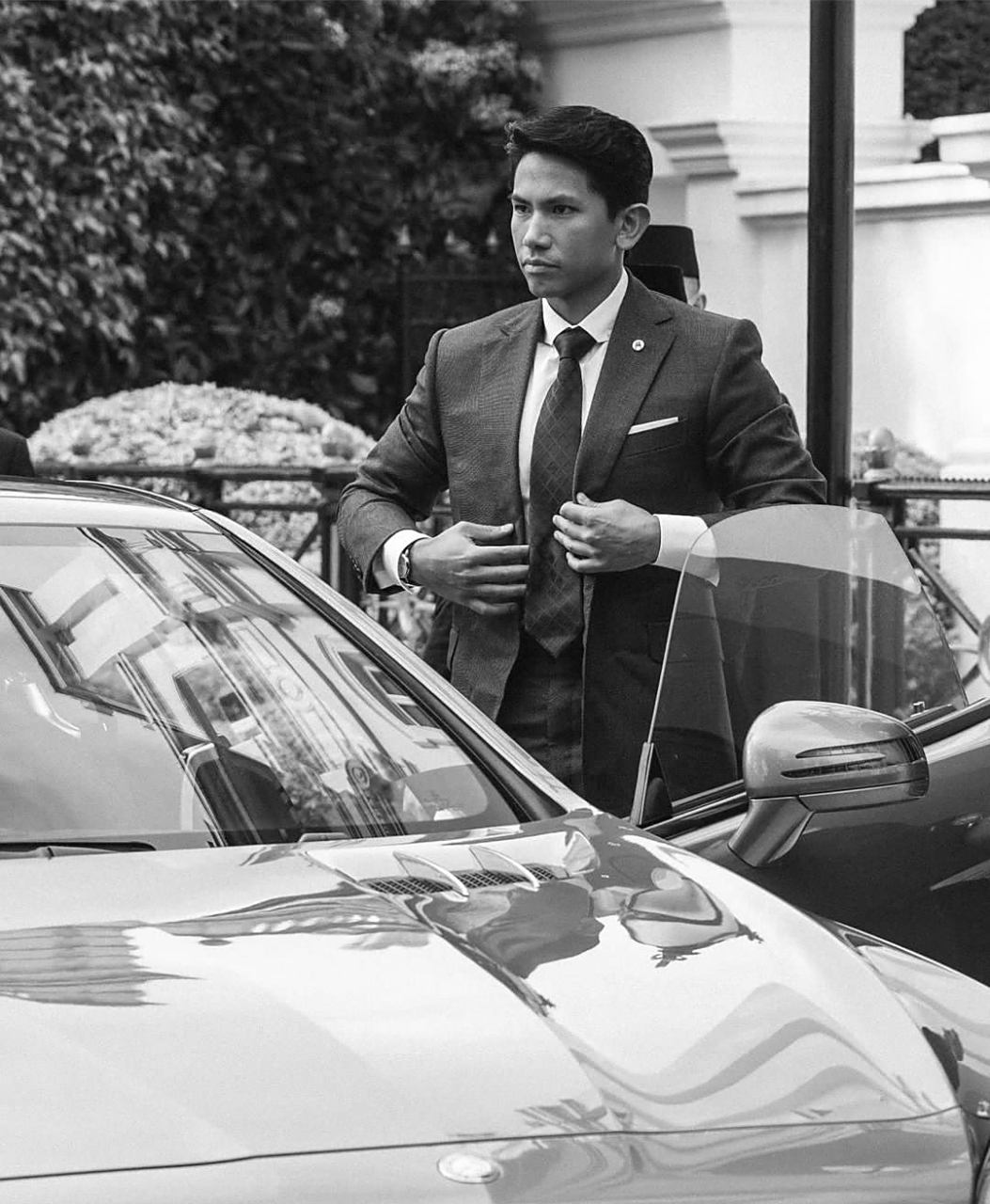 文莱最帅的马丁王子,虽然母亲被废,其母还因被小男朋友骗财弄的名誉