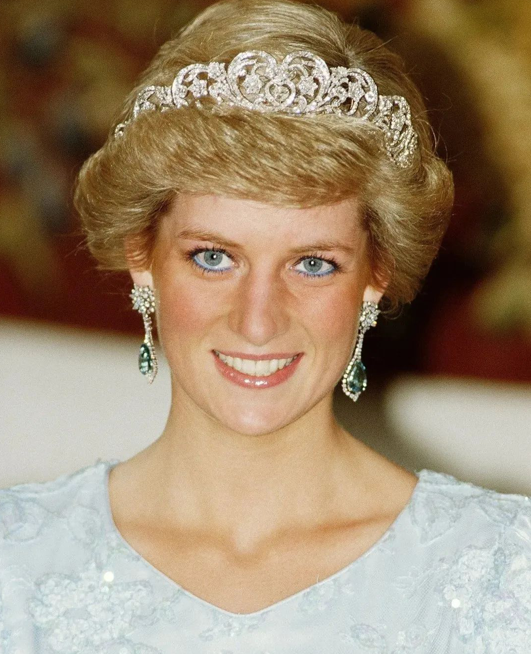每当谈起王冠,首想到的就是戴安娜的这顶斯宾塞王冠.
