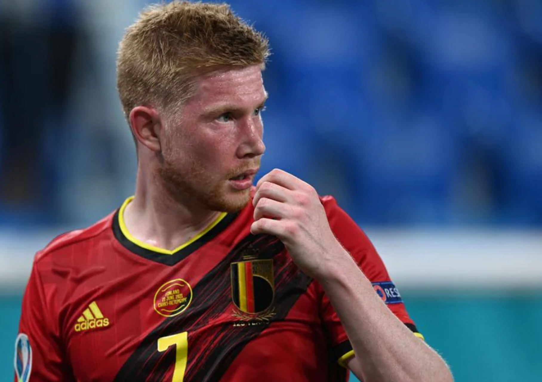 赛后,比利时球员德布劳内接受了媒体的采访.