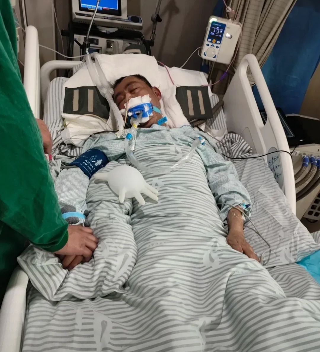 医生第一个打电话给我,我去了医院,但我不愿意为他签字治疗