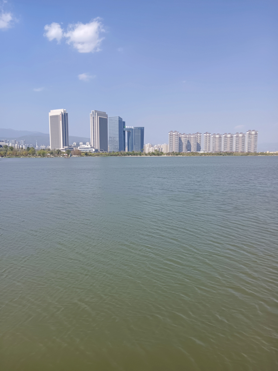 保山清华湖风景太美了.[赞同][赞同][心][心]