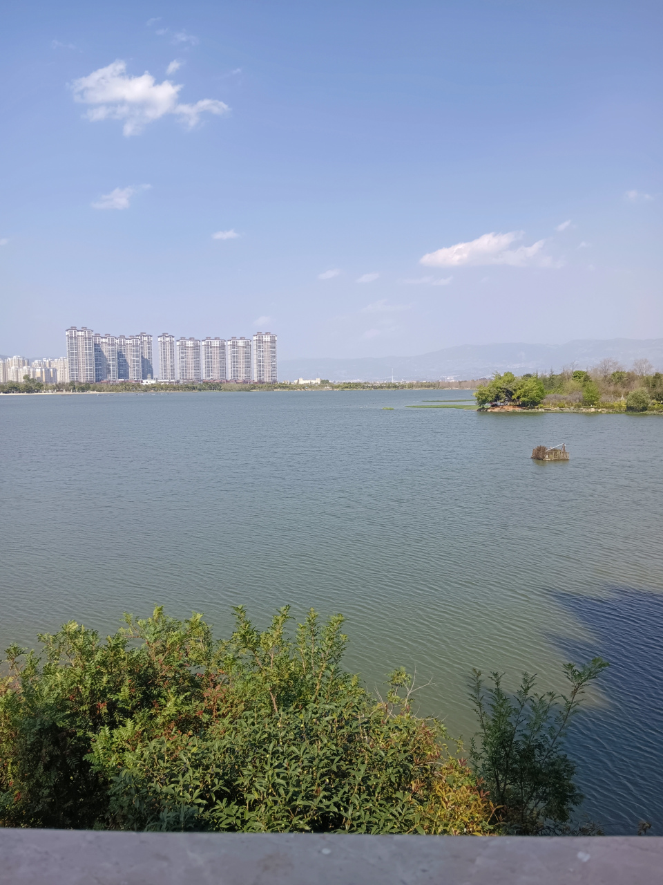 保山清华湖风景太美了.[赞同][赞同][心][心]