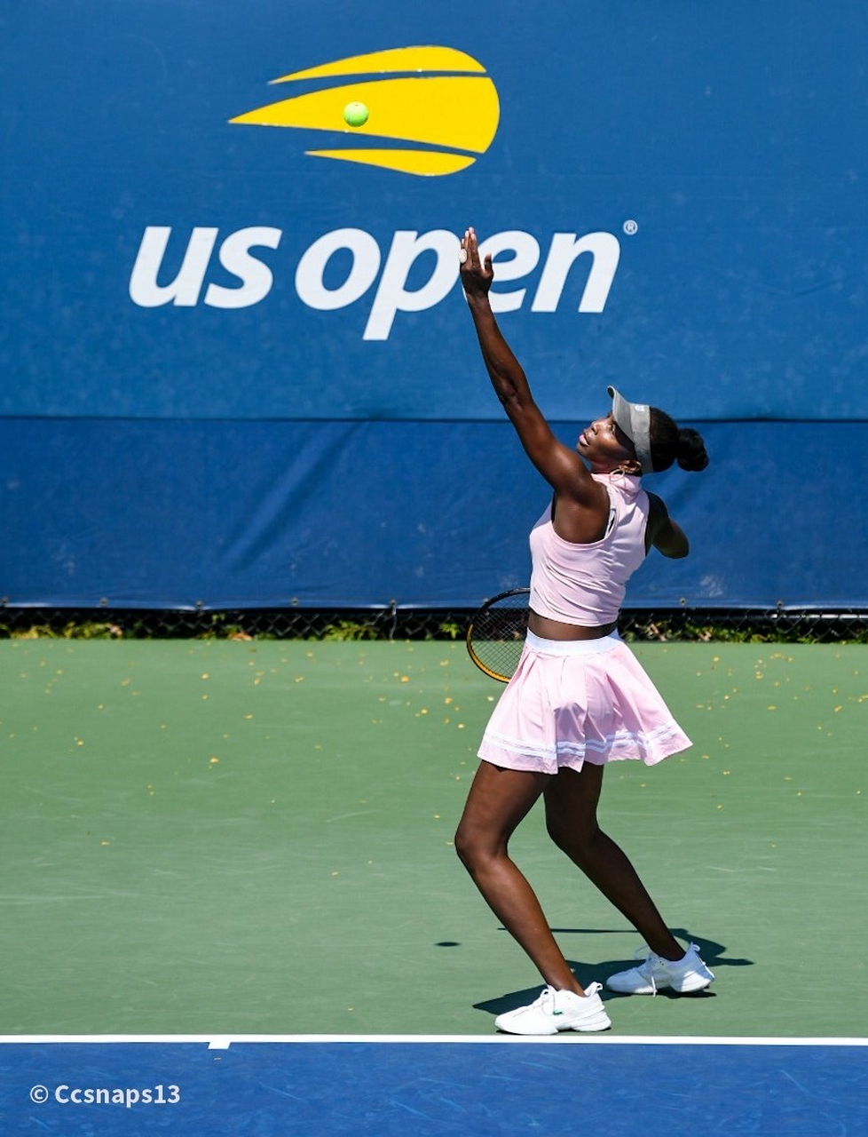 大威廉姆斯备战美网[中国加油]