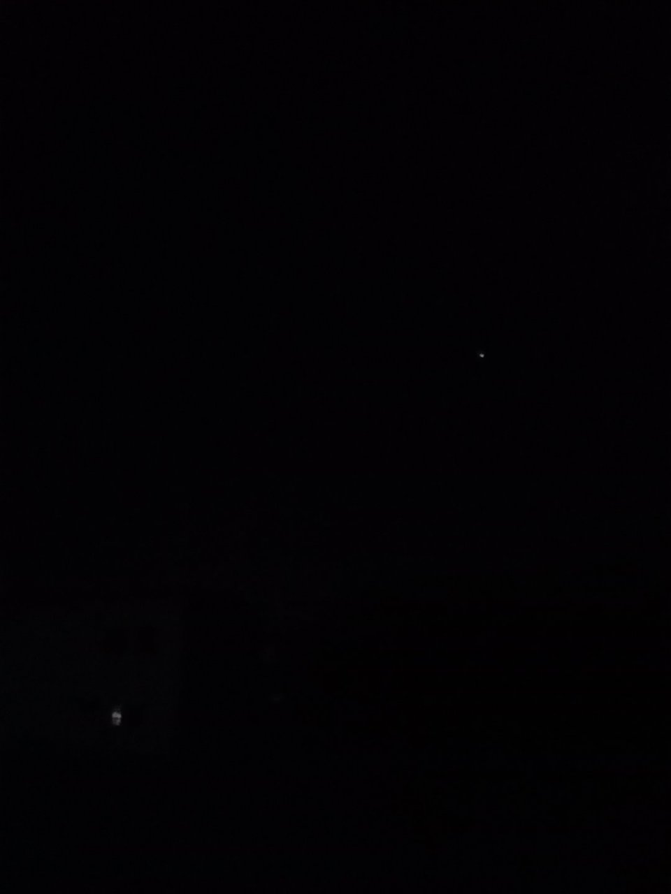 满天星星不眨眼