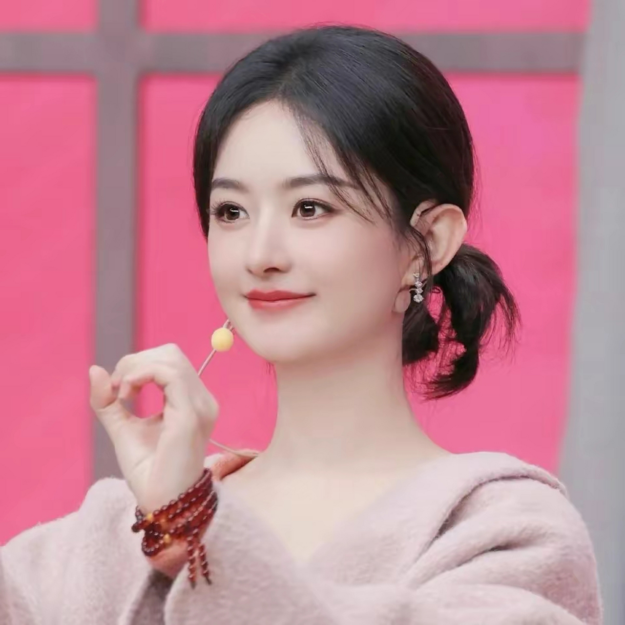 颖颖颖～[心][心]颖宝也太可爱了吧,真的好喜欢[亲吻][亲吻][亲吻]