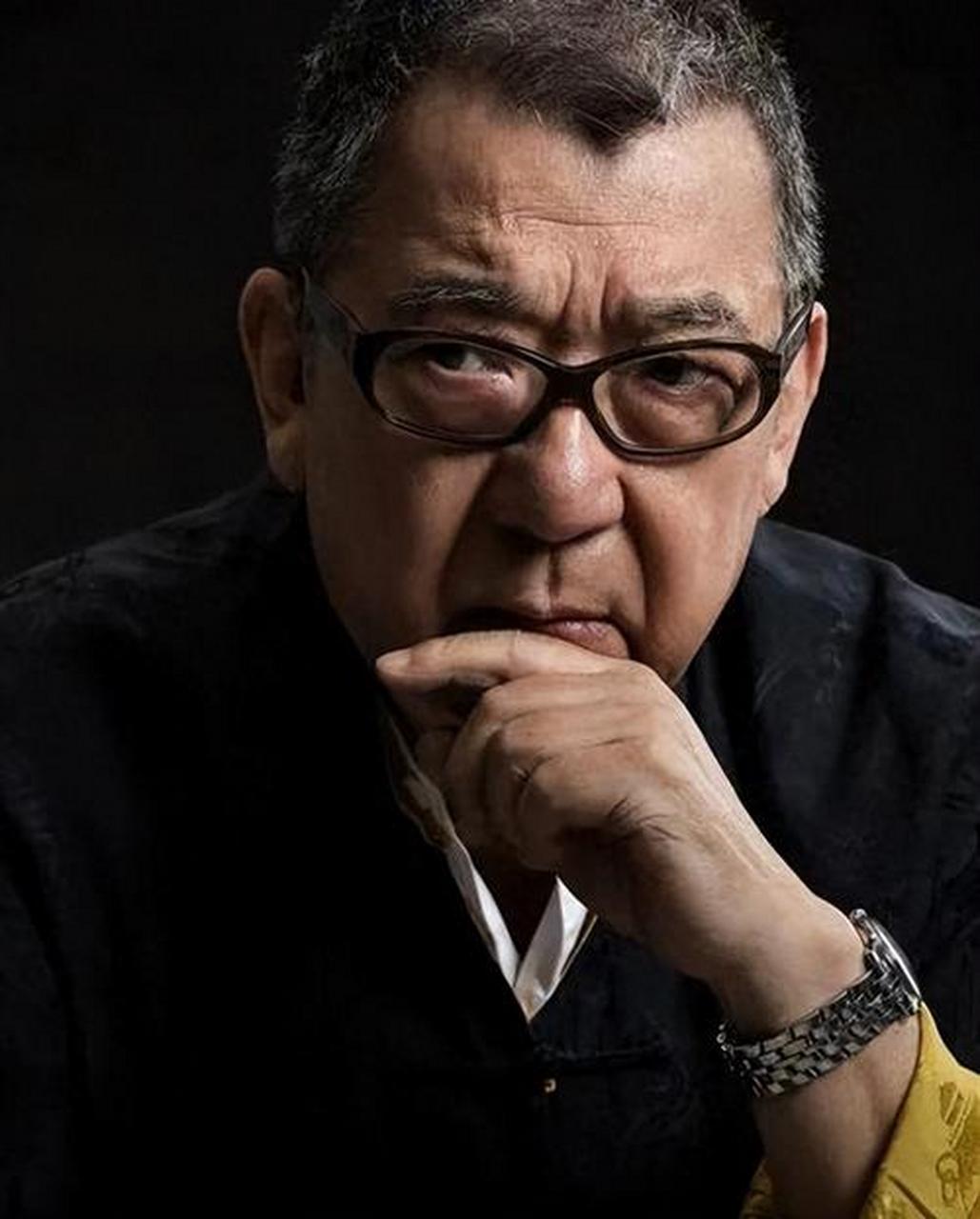 他两岁的时候父亲06冻死街头 是大户人家的养子 自