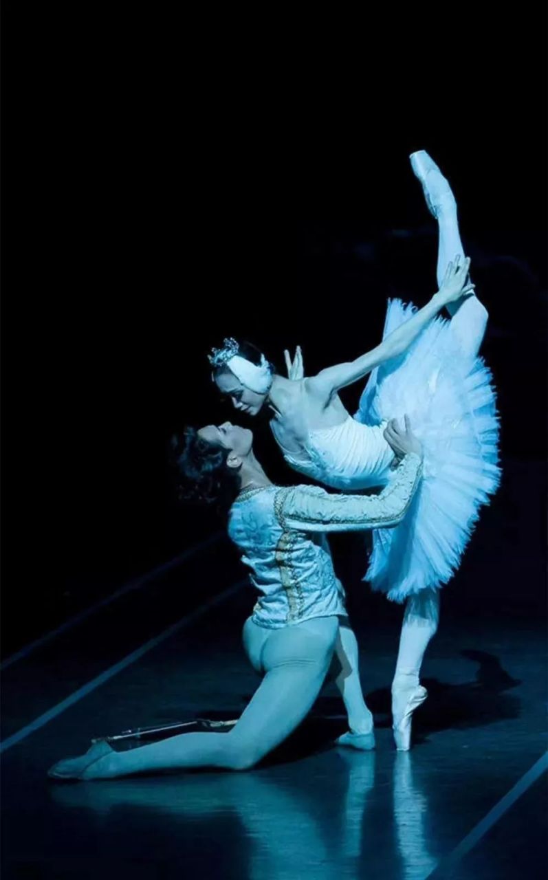 上海9899芭蕾舞95团近日再度走出国门 来到欧洲巡演 预计在