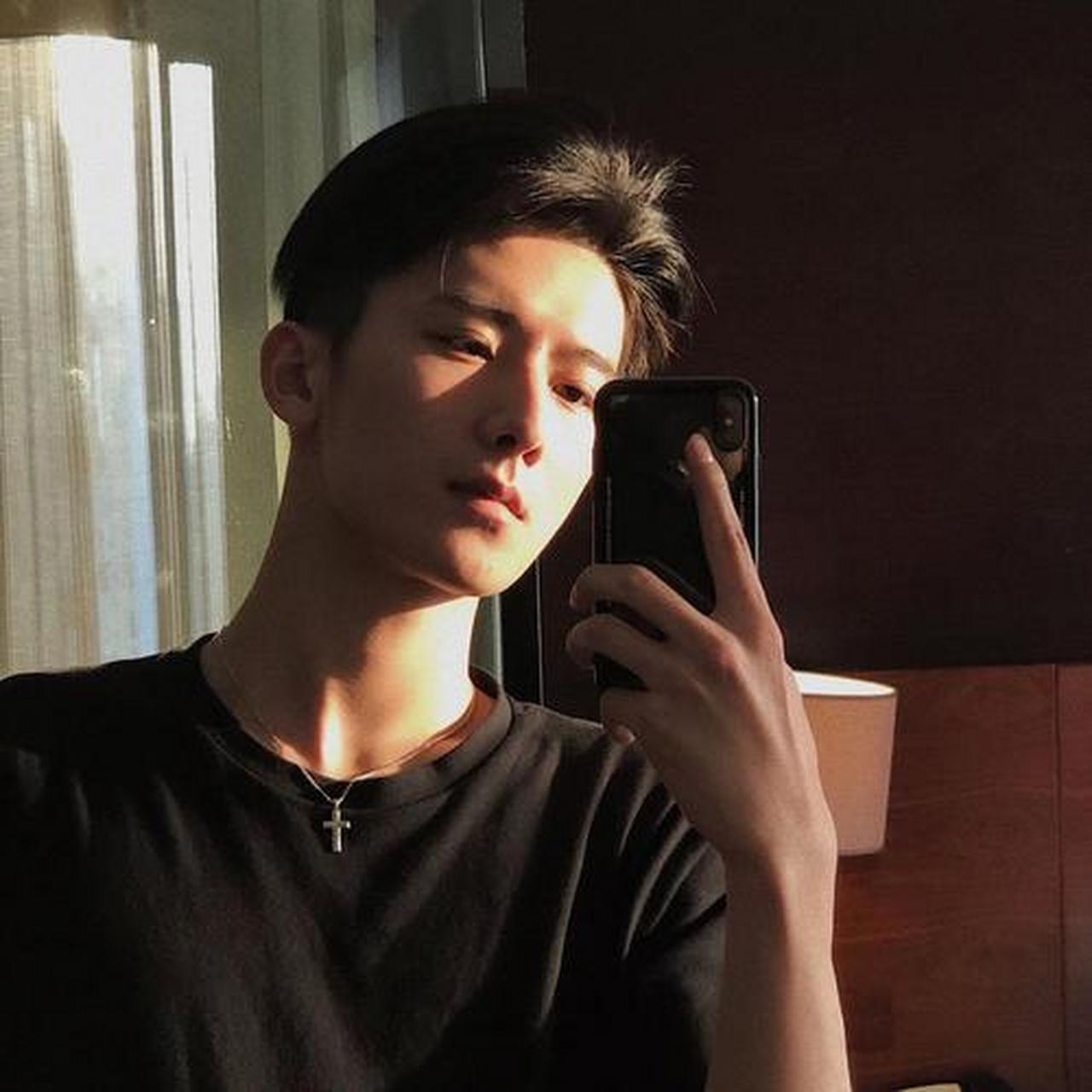 wuli米言y @wulli米言 真的(ω)很帅的啊[心][心][心][心][心][心]