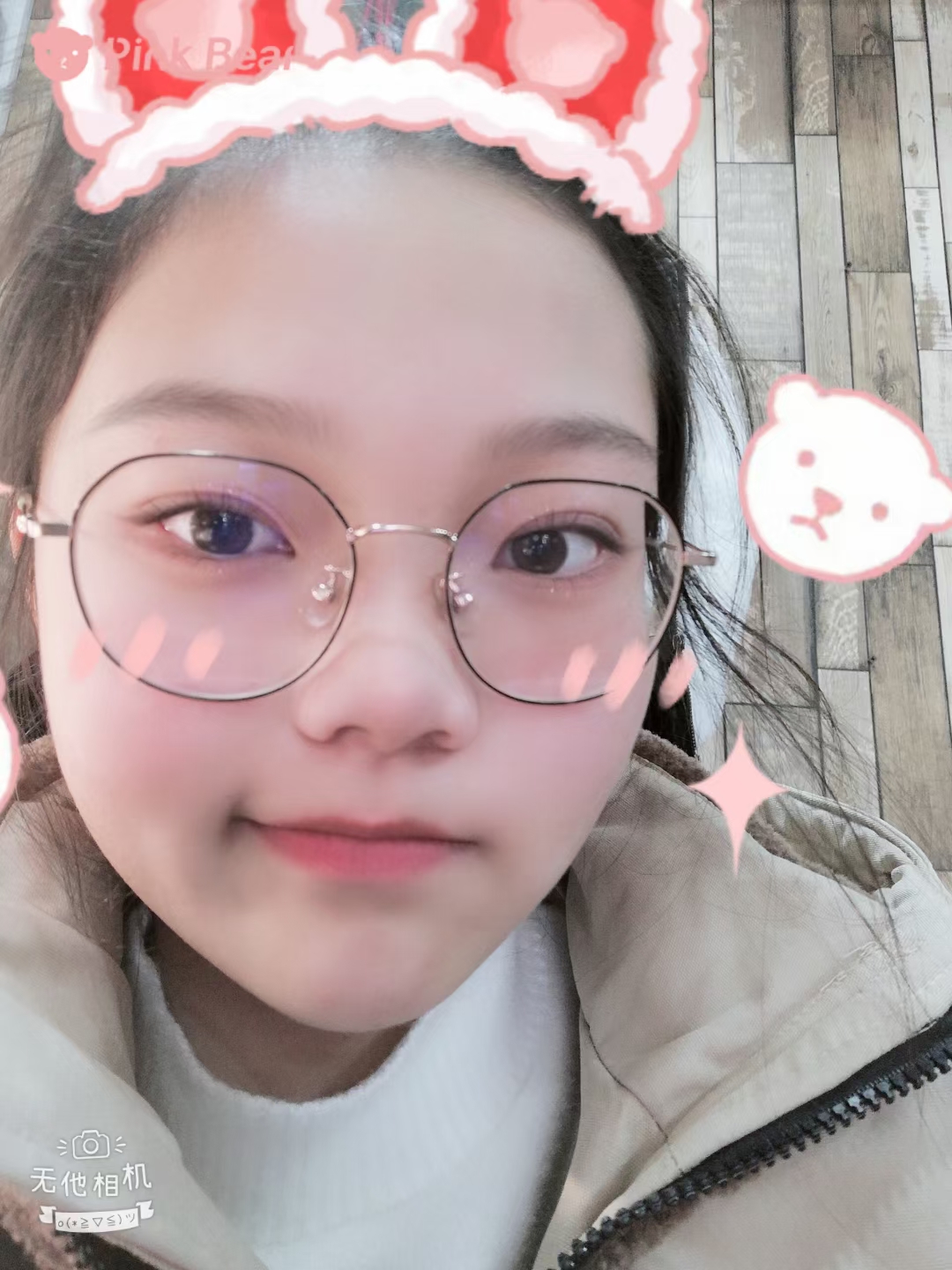 家人们,怎么说呢,我好歹也见了龙拳小子本人啊(后面一排是龙拳小子,画