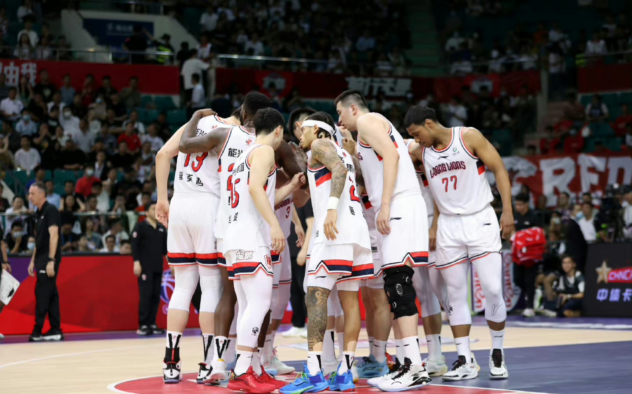 近日,广州龙狮男篮公布了2022年度俱乐部的运营情况,其