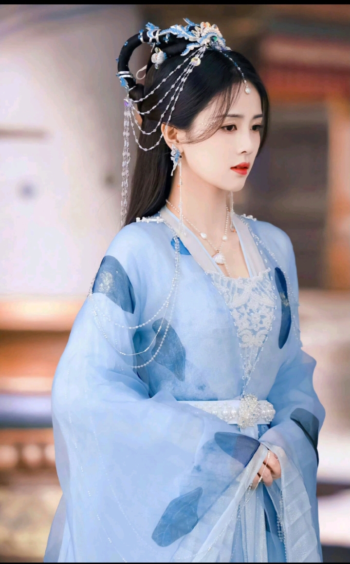 白鹿古装好美,古代大家闺秀大概就这样吧!