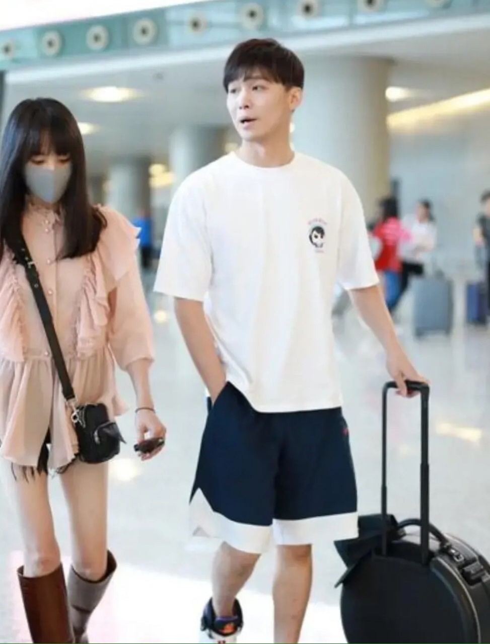 娱乐圈资讯# 3月20号,张恒朋友"秦朝marx"微博再发文爆料,郑爽将昧儋