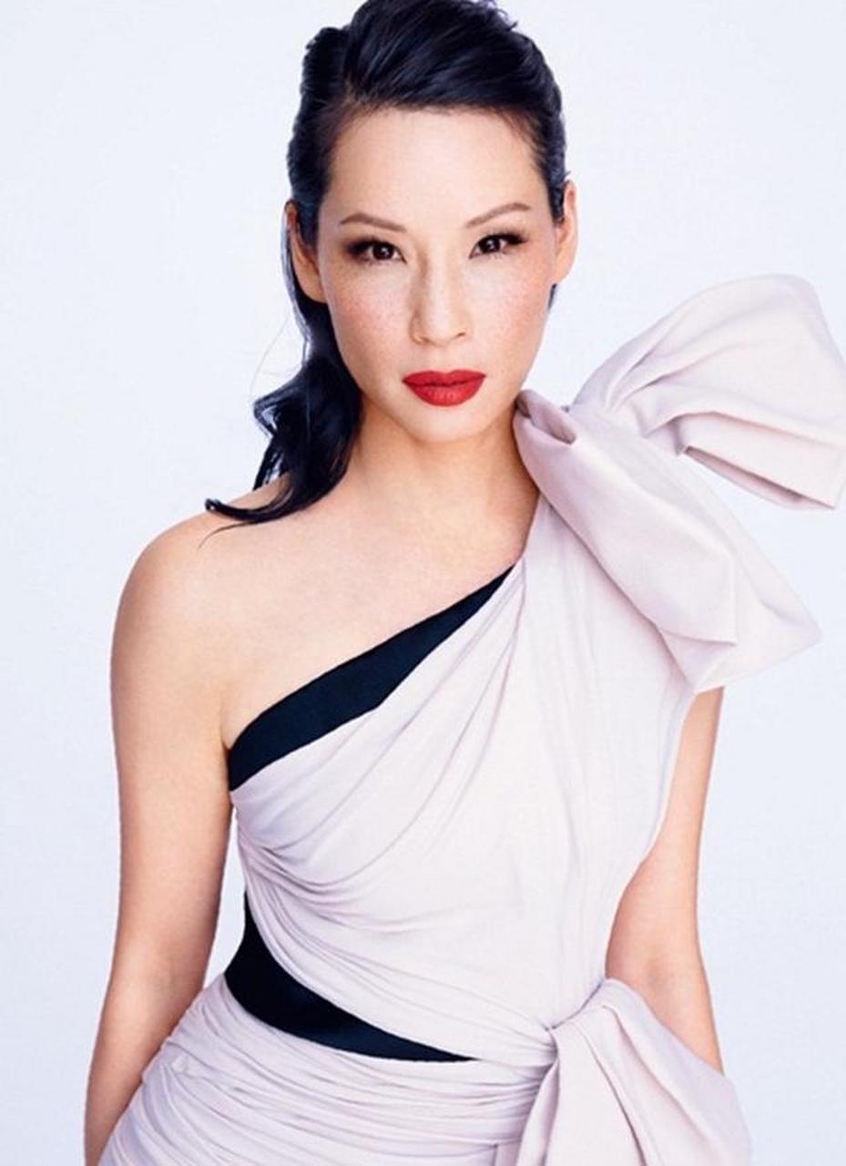 美国华裔影视女星刘玉玲,(一).