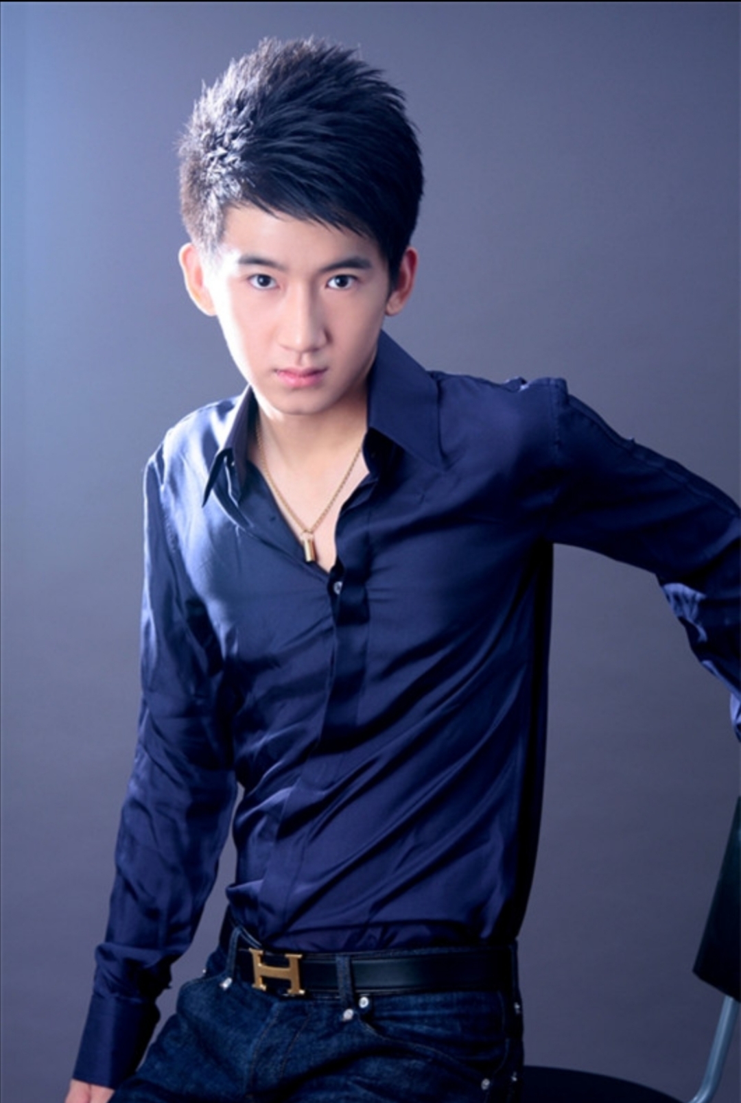 越南帅哥:独特的魅力与风采  越南,一个充满神秘与美丽的国度,不仅