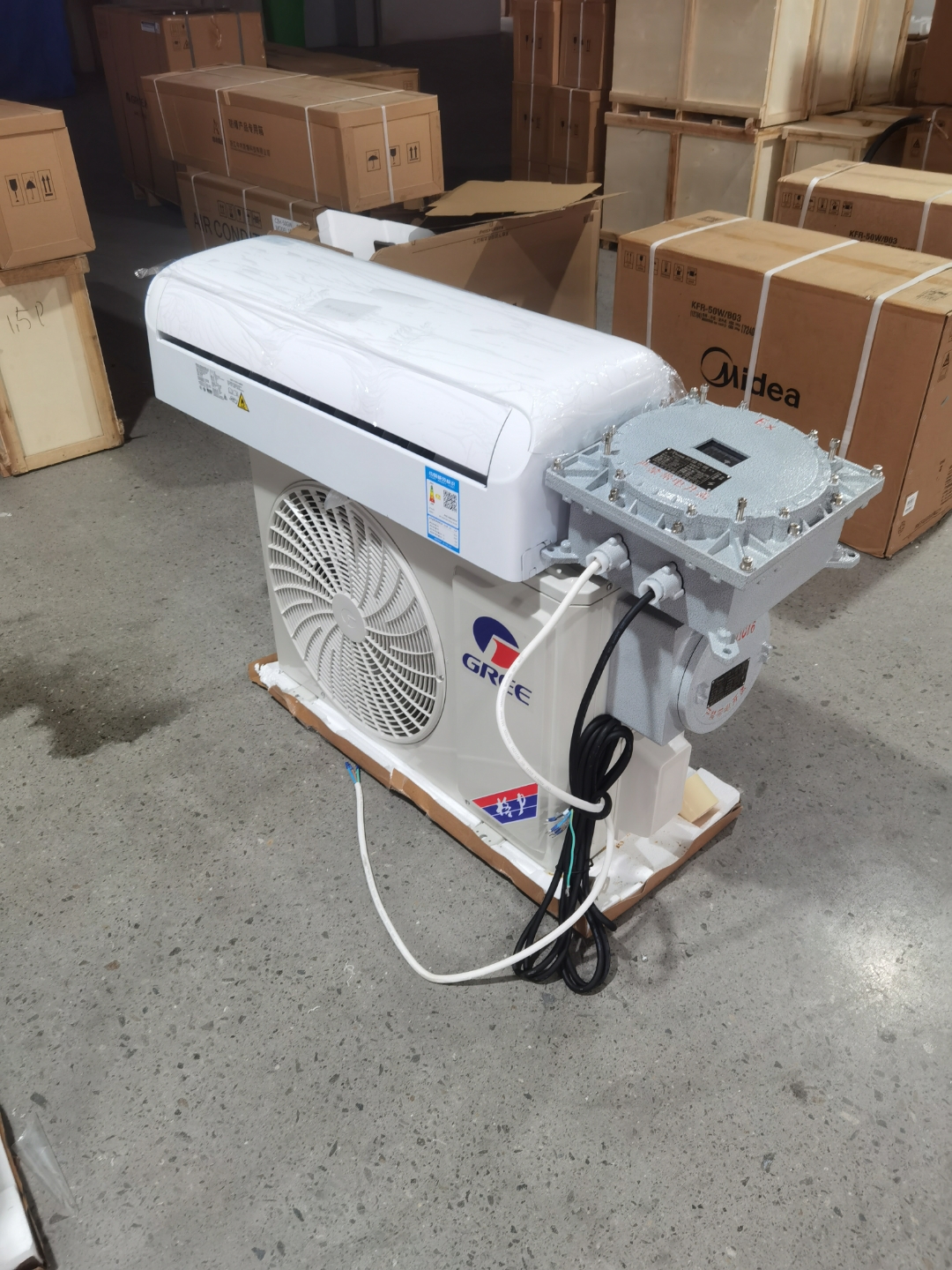 粉尘车间专用防爆空调:三防安全空调降温神器