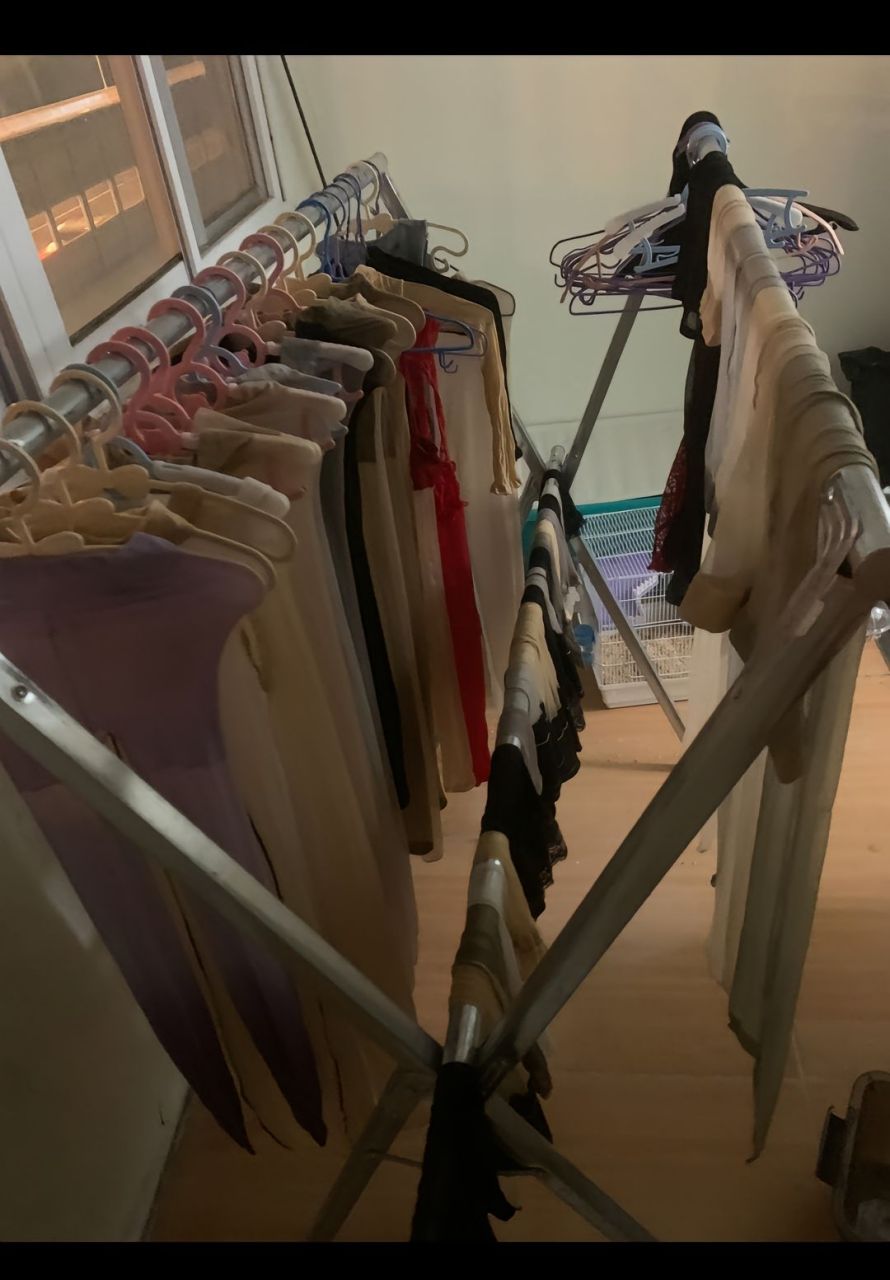 员工宿舍的晒太多袜子了吧#丝袜