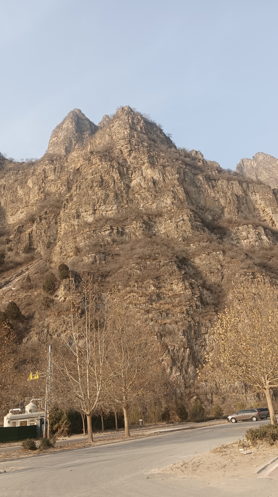 燕赵大地.太行山麓.