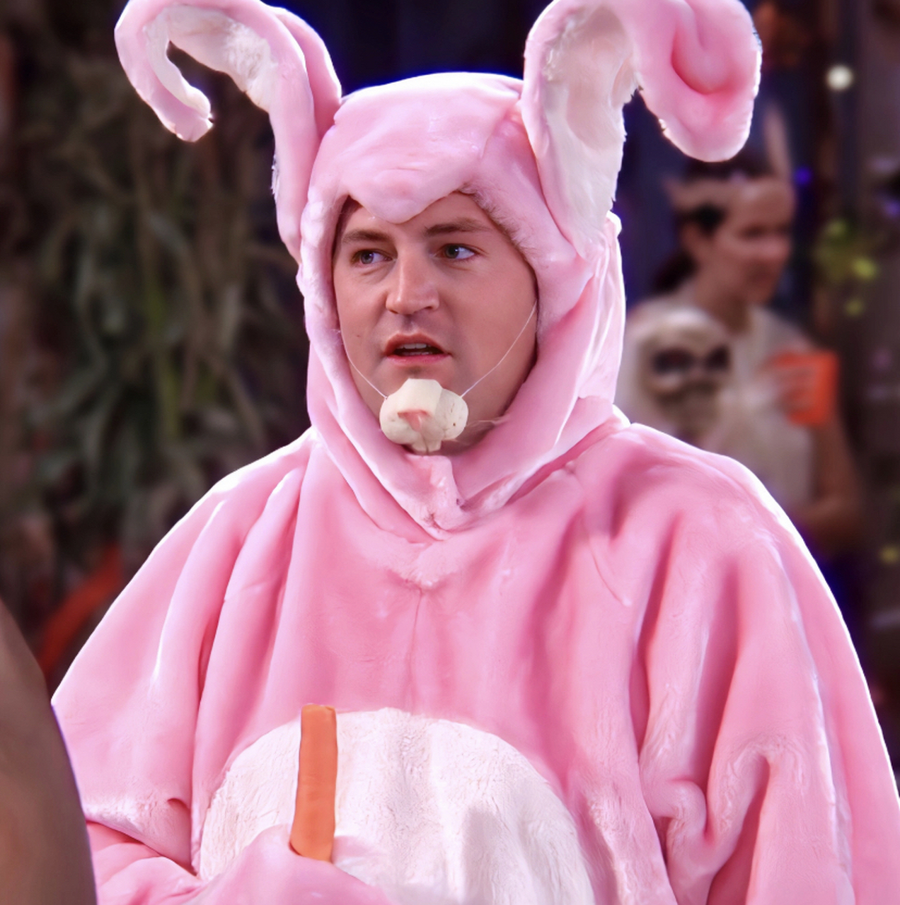 老友记头像之 chandler  粉色兔子限定皮肤,真的太逗了!