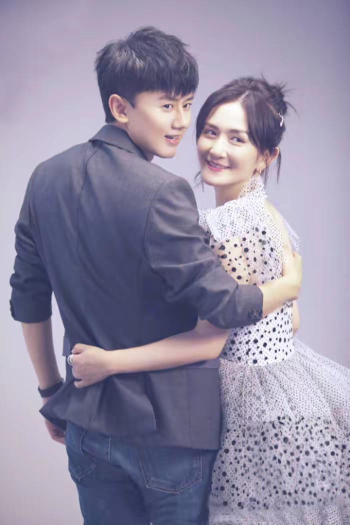 谢娜发文力挺张杰#!