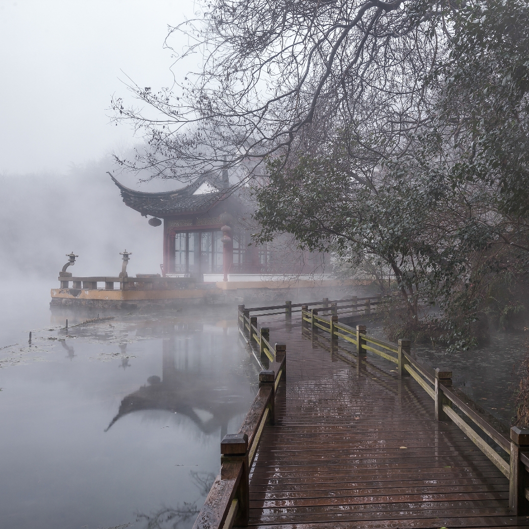 渺渺徊烟雨,步步寄雨浓 ——93随笔老生