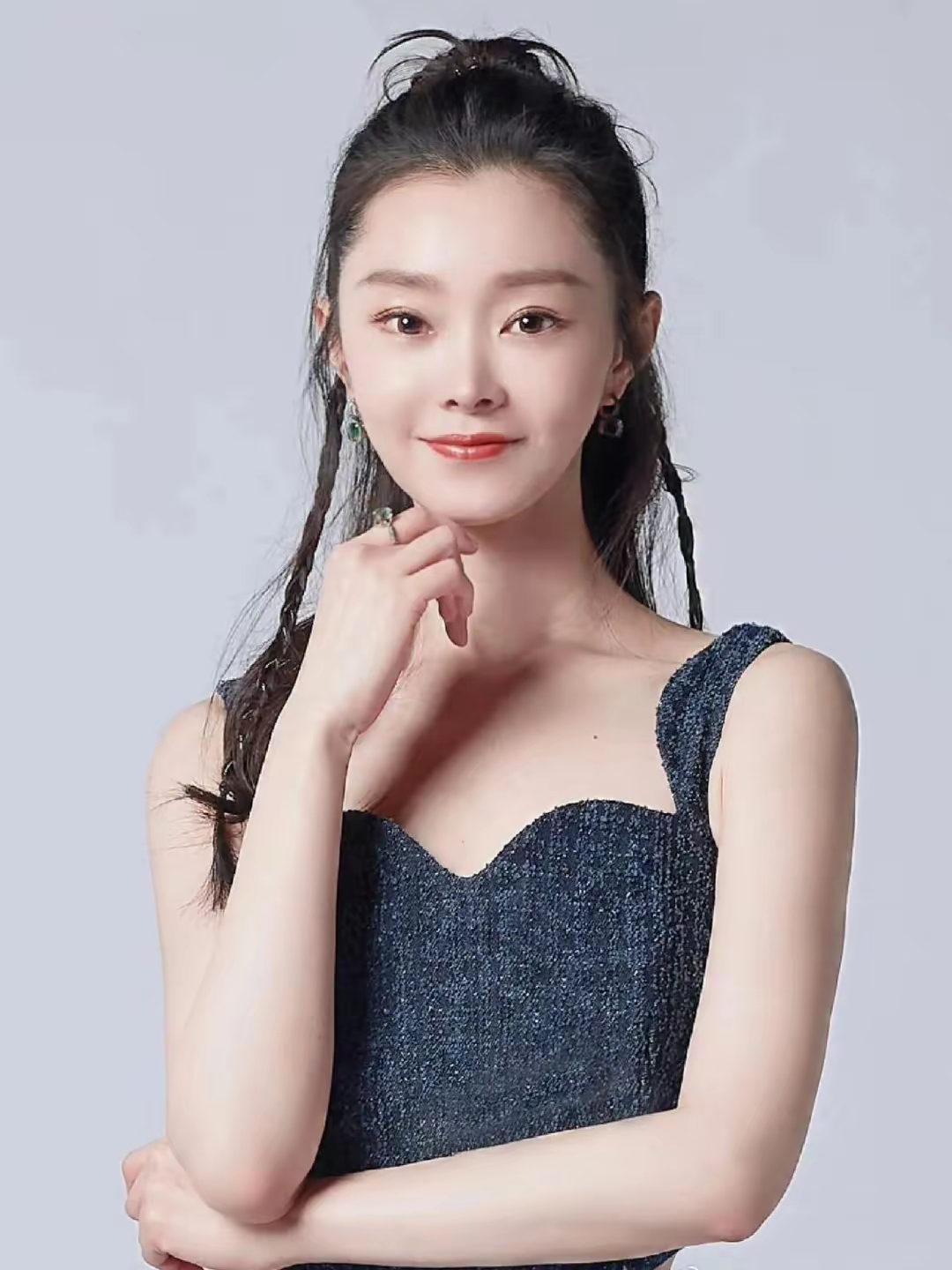 姐姐的腰,杀人的刀,宋轶的腰真的太细了!