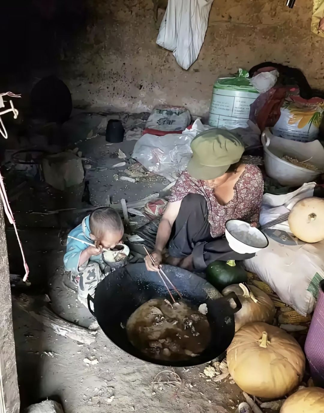 赣南大地 的温饱之 民生困境相关图片2