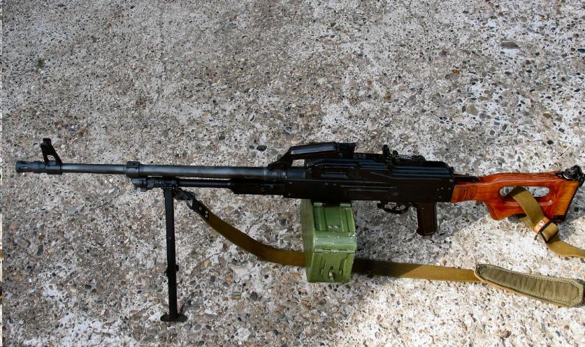 毛式风格的王牌利器 世界上最好的通用机枪  pkm通用机枪